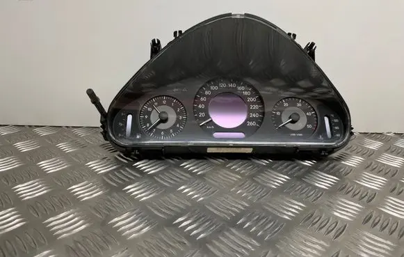 Mercedes-Benz E W211 Speedometer (instrument cluster) A2115407211