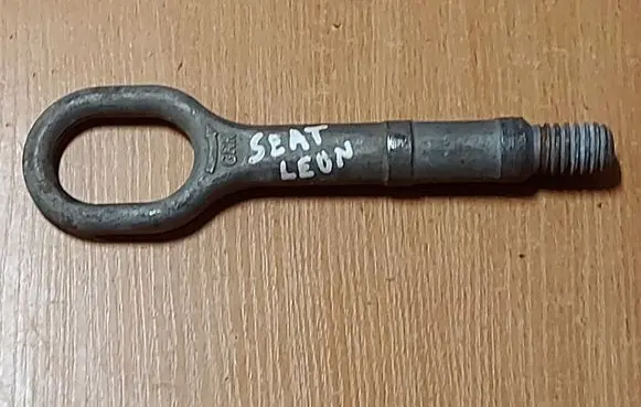 Seat Leon (1P) Towing hook eye 1T0805615
