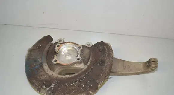 BMW 5 F10 F11 Front wheel hub 6775770 31216775770 31214082760
