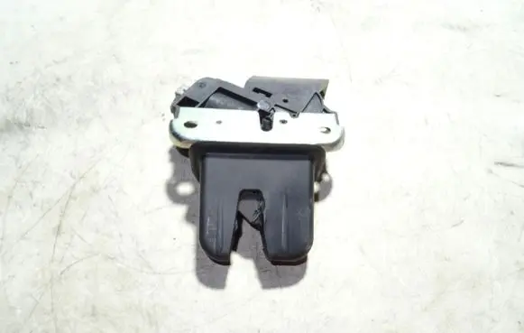 Audi A4 S4 B7 8E 8H Tailgate/trunk/boot lock/catch/latch 4F5827505D