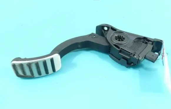 Volvo V40 Accelerator throttle pedal 31341776 IMPRK1349631