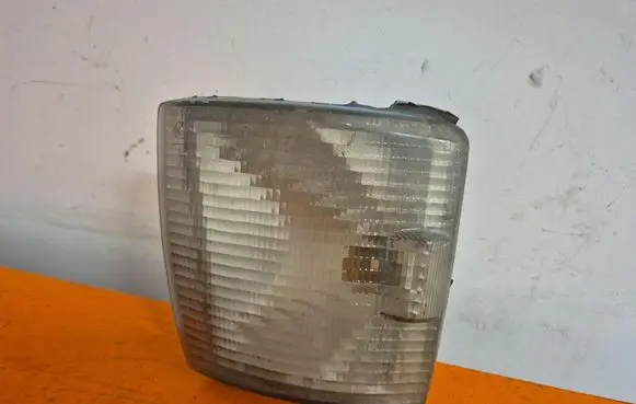 Volkswagen Transporter - Caravelle T4 Front indicator light 