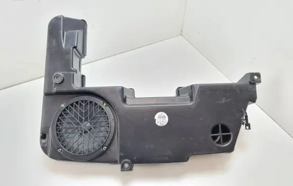 Audi A4 S4 B8 8K Subwoofer speaker 8K9035382