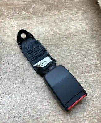 Renault 19 Rear seatbelt buckle 773901