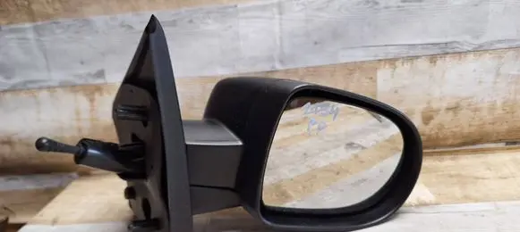 Front door electric wing mirror