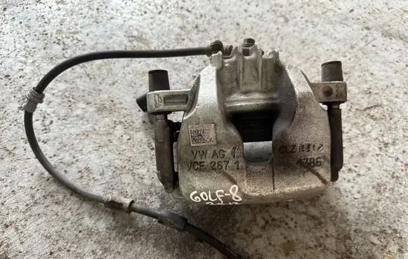Front brake caliper