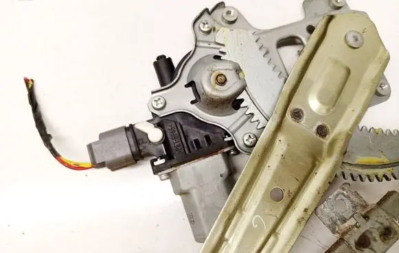 Mitsubishi Outlander Rear door window regulator motor 