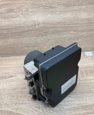 BMW 5 E60 E61 ABS Pump 6774848 6768550