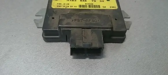 Mercedes-Benz ML W163 Transfer box differential control unit 1635457932 4450000051E