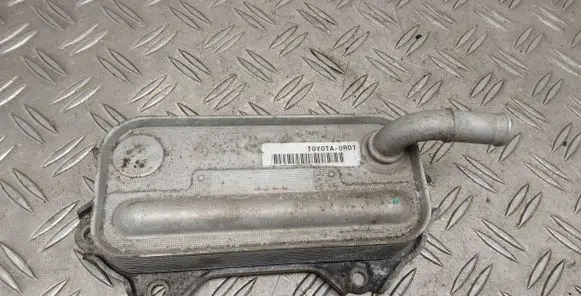 Engine oil radiator