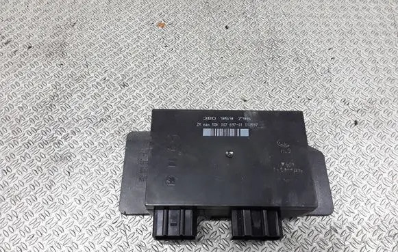 Volkswagen PASSAT B5 Comfort/convenience module 3B0959796