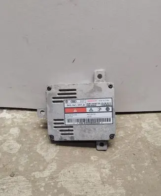 Audi A3 S3 8V LED ballast control module 8K0941597B