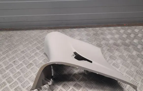 Chrysler Pacifica (D)pillar trim (top) 5RJ16PD2AE