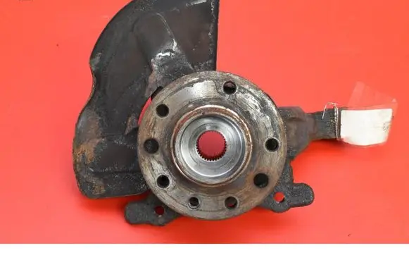 Opel Zafira C Front wheel hub spindle knuckle