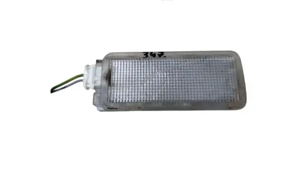 Peugeot 208 I Glove box light