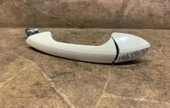 Mercedes-Benz B W246 W242 Front door exterior handle A2047600170