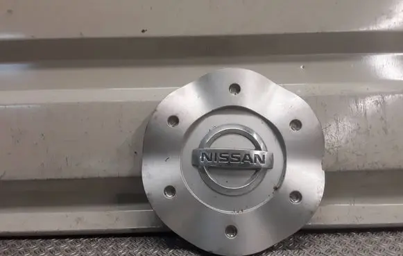 Nissan Murano Z50 Original wheel cap 40315CA100