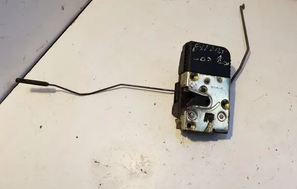 Peugeot Expert Front door lock