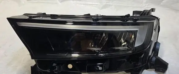 Opel Mokka B Headlight/headlamp 9834008280