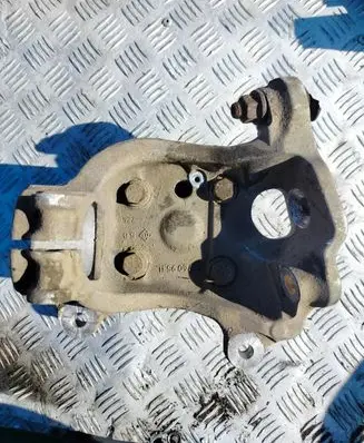 BMW 5 E60 E61 Front wheel hub 6760953