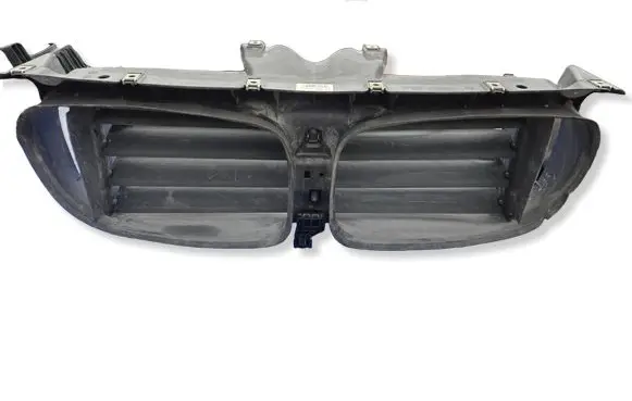 BMW 7 F01 F02 F03 F04 Radiator trim 718729021