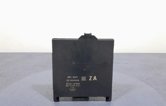 Suzuki Swace Comfort/convenience module 8922102830