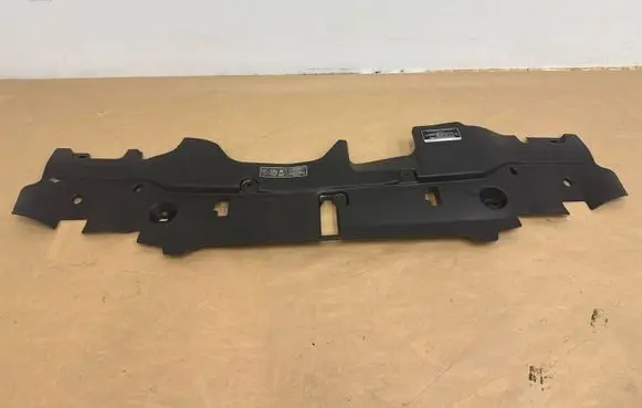 Jaguar XJ X350 Radiator trim 2W938C291AD