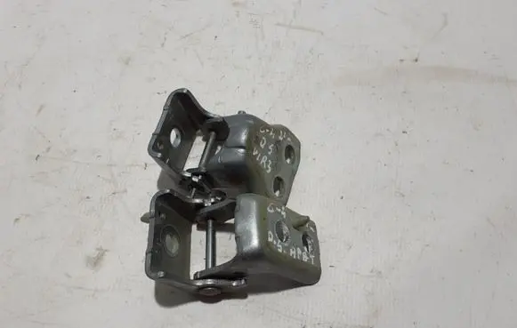 Citroen C4 III e-C4 Rear door upper hinge 9834091680