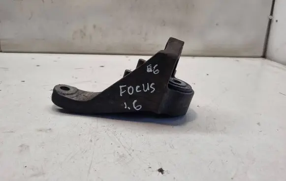 Ford Focus Gearbox mounting bracket 3M516P093