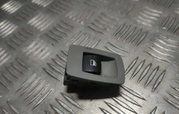 BMW 3 E90 E91 Electric window control switch 6945875 15939902
