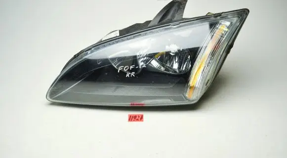 Ford Focus Headlight/headlamp 4M5113W030KB
