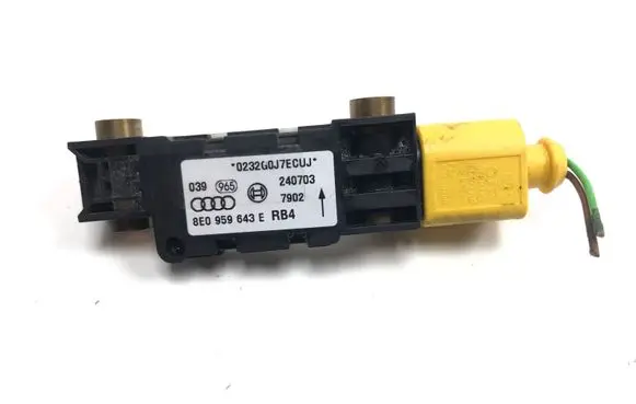 Audi A6 S6 C6 4F Airbag deployment crash/impact sensor 8E0959643E