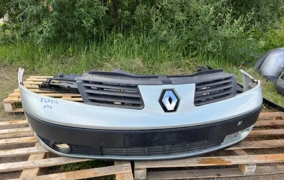 Renault Espace - Grand espace IV Front bumper 31056m