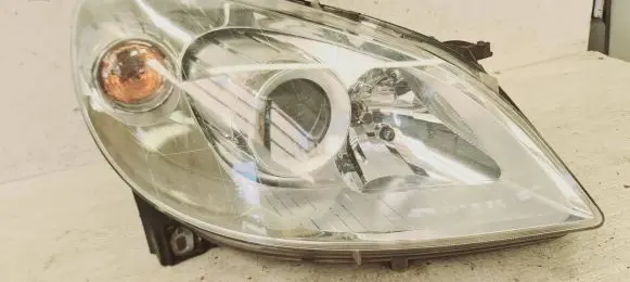 Mercedes-Benz B W245 Headlight/headlamp A1698202661 231110600 0301220602