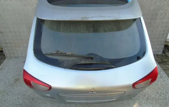 Mitsubishi Lancer X Tailgate/trunk/boot lid