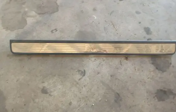 Nissan Primera Front sill trim cover 769809F000