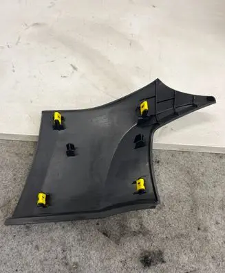 Renault Master III Front sill trim cover 682112965R
