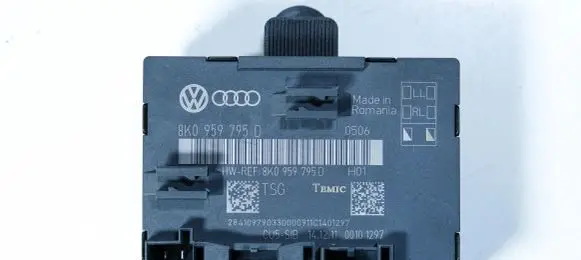 Audi A4 S4 B8 8K Door control unit/module 8K0959795D