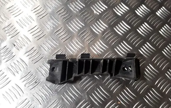 KIA Ceed Fender mounting bracket