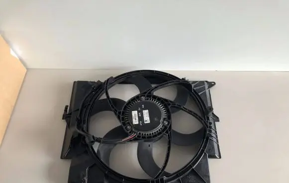 BMW X1 E84 Fan set 65000664AA 5020335 6937515