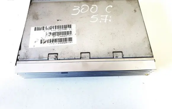 Chrysler 300 - 300C Sound amplifier 05064118