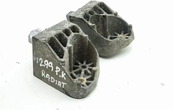 Maserati Ghibli Radiator mount bracket 
