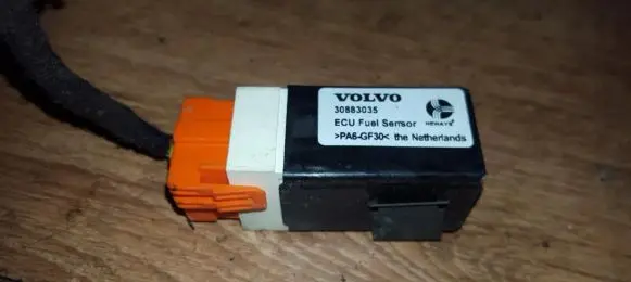 Volvo S40, V40 Other relay 30883035