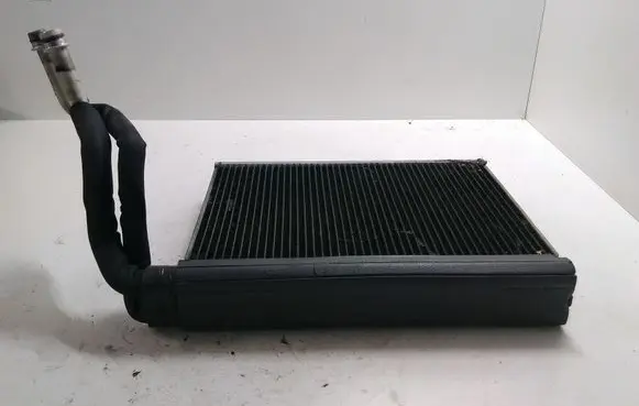 Air conditioning (A/C) radiator (interior)