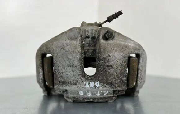 BMW 5 GT F07 Front brake caliper