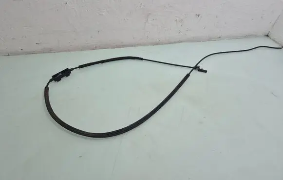 Volkswagen Tiguan Engine bonnet/hood lock release cable 5N0823531A
