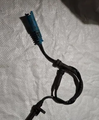 BMW 3 E90 E91 ABS brake wheel speed sensor 6908705