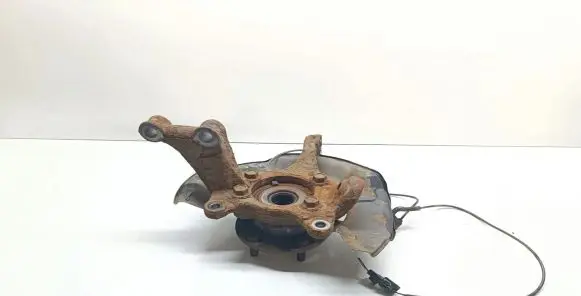 Toyota RAV 4 (XA30) Front wheel hub spindle knuckle