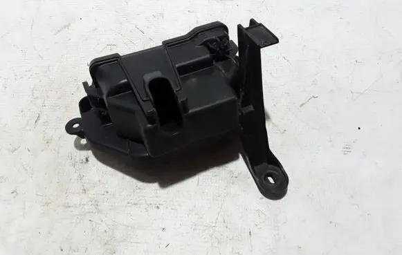 Renault Twingo III Fuse module 243112223R