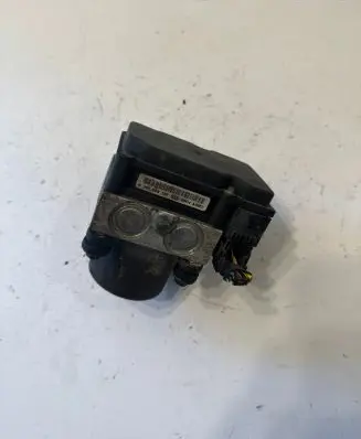 Nissan Almera N16 ABS Pump 0265800330 48614A0667
